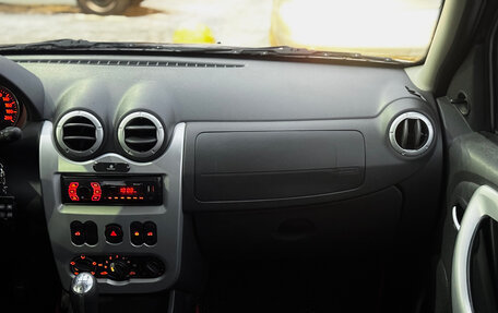 Renault Sandero I, 2014 год, 799 000 рублей, 18 фотография