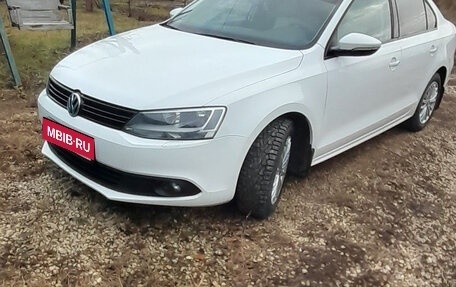Volkswagen Jetta VI, 2014 год, 1 250 000 рублей, 1 фотография