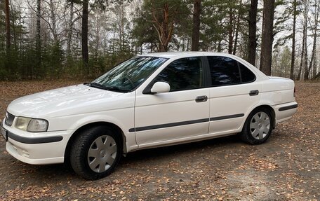 Nissan Sunny B15, 2001 год, 320 000 рублей, 1 фотография