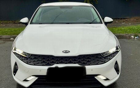 KIA K5, 2021 год, 2 100 000 рублей, 1 фотография