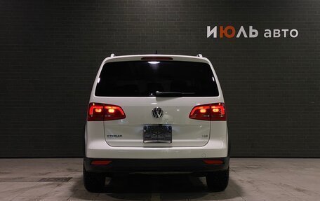 Volkswagen Touran III, 2013 год, 1 390 000 рублей, 6 фотография