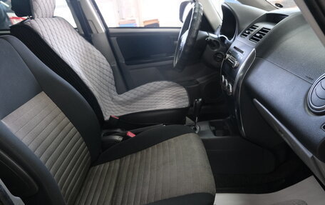 Suzuki SX4 II рестайлинг, 2009 год, 839 000 рублей, 23 фотография