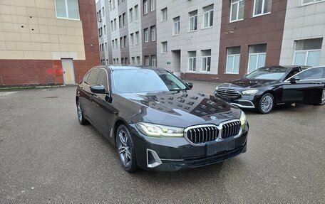 BMW 5 серия, 2022 год, 4 800 000 рублей, 2 фотография