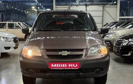 Chevrolet Niva I рестайлинг, 2018 год, 799 000 рублей, 2 фотография