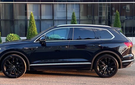 Volkswagen Touareg III, 2021 год, 6 150 000 рублей, 3 фотография