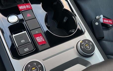 Volkswagen Touareg III, 2021 год, 6 150 000 рублей, 22 фотография