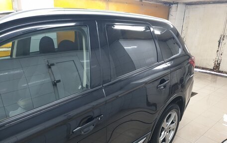 Mitsubishi Outlander III рестайлинг 3, 2019 год, 2 350 000 рублей, 14 фотография