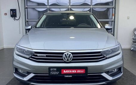 Volkswagen Passat B8 рестайлинг, 2016 год, 1 949 000 рублей, 2 фотография