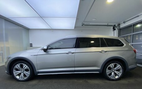 Volkswagen Passat B8 рестайлинг, 2016 год, 1 949 000 рублей, 10 фотография