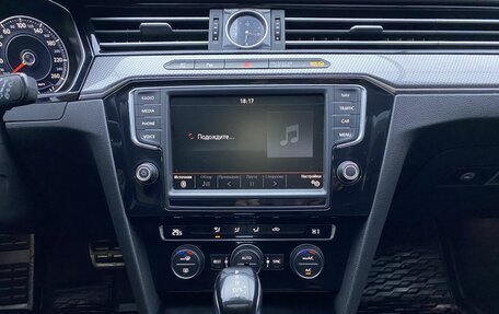 Volkswagen Passat B8 рестайлинг, 2016 год, 1 949 000 рублей, 18 фотография