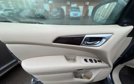 Nissan Pathfinder, 2016 год, 1 840 000 рублей, 9 фотография