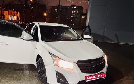 Chevrolet Cruze II, 2013 год, 650 000 рублей, 4 фотография