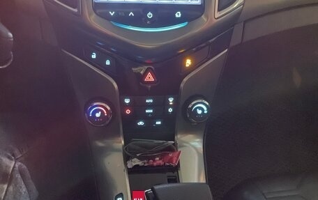 Chevrolet Cruze II, 2013 год, 650 000 рублей, 21 фотография