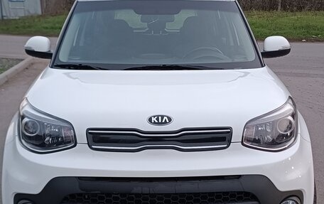 KIA Soul II рестайлинг, 2017 год, 1 700 000 рублей, 9 фотография