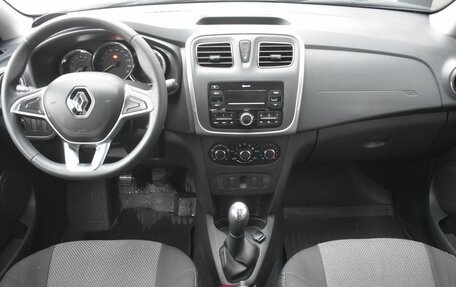 Renault Logan II, 2019 год, 1 040 000 рублей, 12 фотография