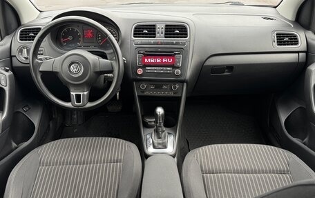 Volkswagen Polo VI (EU Market), 2012 год, 1 130 000 рублей, 14 фотография