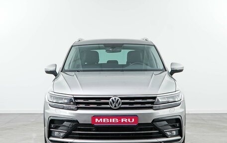Volkswagen Tiguan II, 2018 год, 3 484 444 рублей, 3 фотография