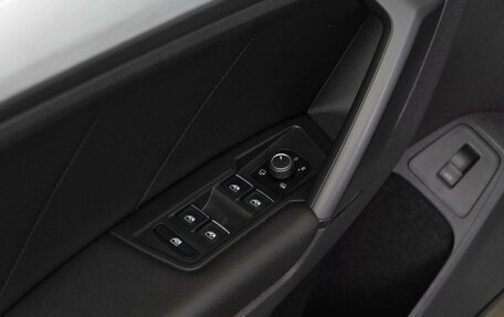 Volkswagen Tiguan II, 2018 год, 3 484 444 рублей, 19 фотография