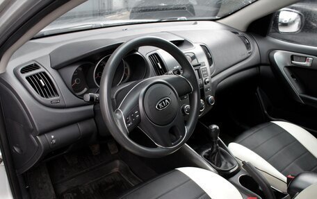 KIA Cerato III, 2011 год, 830 000 рублей, 6 фотография