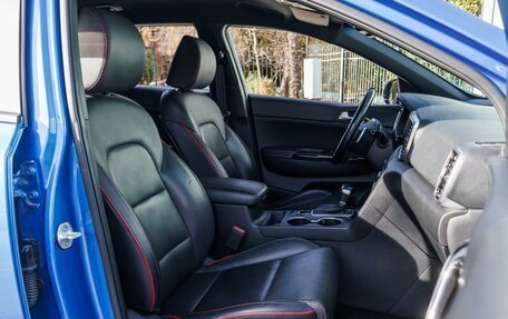 KIA Sportage IV рестайлинг, 2019 год, 2 389 000 рублей, 12 фотография