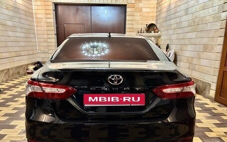 Toyota Camry, 2019 год, 2 900 000 рублей, 5 фотография