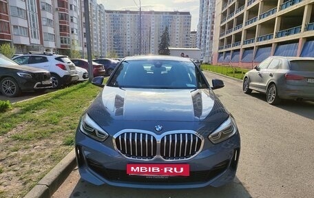 BMW 1 серия, 2019 год, 2 500 000 рублей, 12 фотография