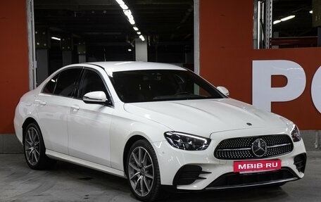 Mercedes-Benz E-Класс, 2021 год, 5 398 000 рублей, 3 фотография