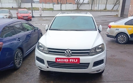 Volkswagen Touareg III, 2012 год, 1 890 000 рублей, 3 фотография