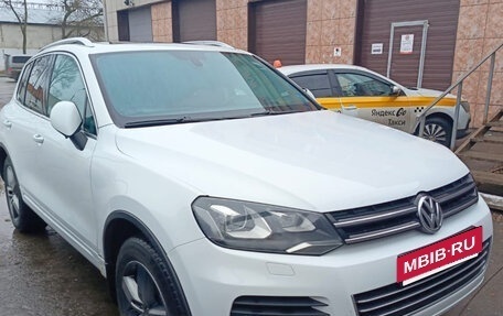Volkswagen Touareg III, 2012 год, 1 890 000 рублей, 6 фотография