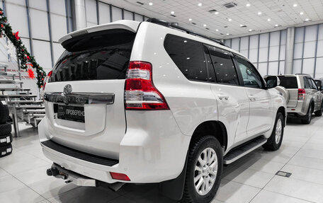 Toyota Land Cruiser Prado 150 рестайлинг 2, 2014 год, 4 725 000 рублей, 5 фотография