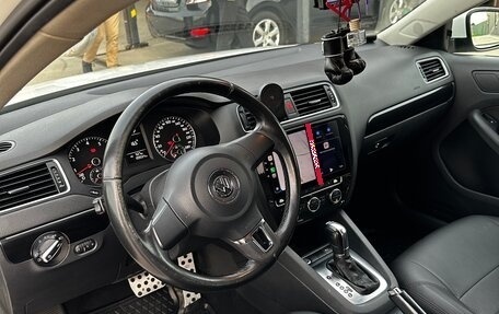 Volkswagen Jetta VI, 2013 год, 1 200 000 рублей, 16 фотография