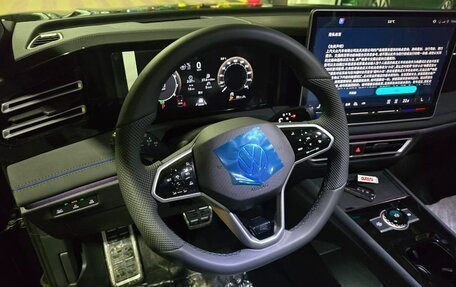 Volkswagen Tiguan, 2025 год, 4 570 000 рублей, 10 фотография