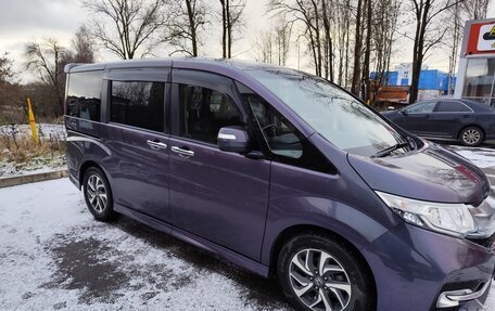 Honda Stepwgn IV, 2017 год, 2 290 000 рублей, 2 фотография