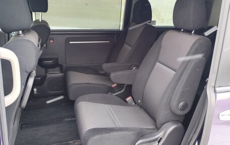 Honda Stepwgn IV, 2017 год, 2 290 000 рублей, 13 фотография