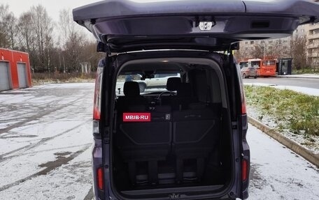 Honda Stepwgn IV, 2017 год, 2 290 000 рублей, 10 фотография