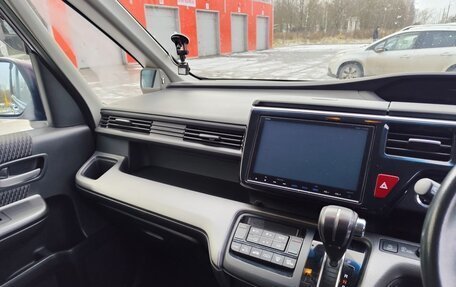 Honda Stepwgn IV, 2017 год, 2 290 000 рублей, 17 фотография