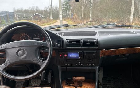 BMW 5 серия, 1993 год, 300 000 рублей, 13 фотография