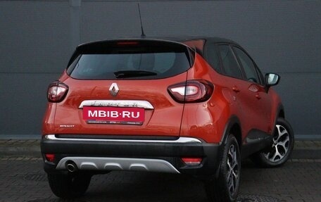 Renault Kaptur I рестайлинг, 2018 год, 1 599 000 рублей, 4 фотография