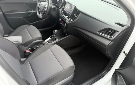 Hyundai Solaris II рестайлинг, 2021 год, 1 790 000 рублей, 7 фотография