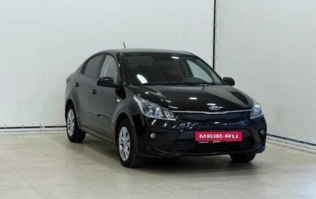 KIA Rio IV, 2018 год, 1 197 000 рублей, 2 фотография