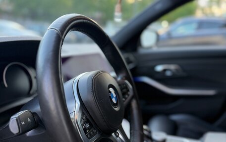 BMW 3 серия, 2019 год, 3 370 000 рублей, 12 фотография