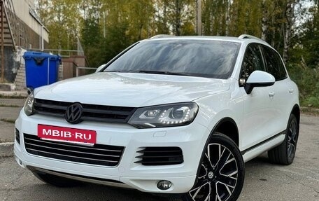 Volkswagen Touareg III, 2014 год, 2 200 000 рублей, 2 фотография