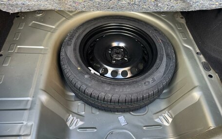 Renault Logan II, 2017 год, 930 000 рублей, 10 фотография