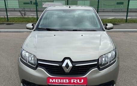 Renault Logan II, 2017 год, 930 000 рублей, 2 фотография