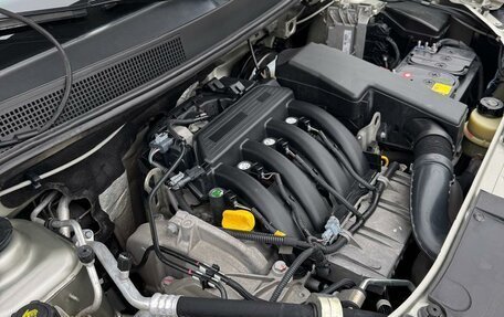 Renault Logan II, 2017 год, 930 000 рублей, 23 фотография