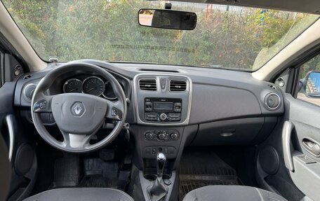 Renault Logan II, 2017 год, 930 000 рублей, 17 фотография