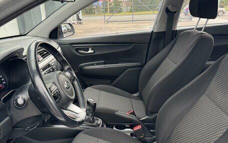 KIA Rio IV, 2018 год, 1 230 000 рублей, 9 фотография