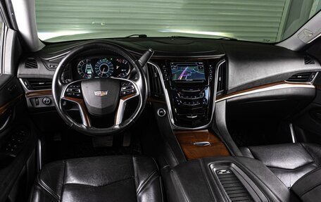 Cadillac Escalade IV, 2018 год, 5 099 000 рублей, 6 фотография
