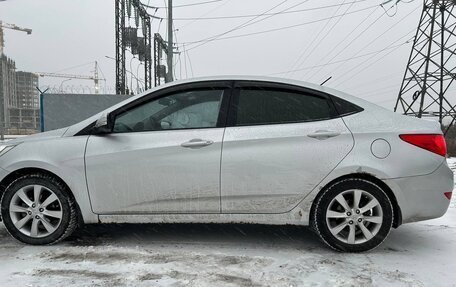 Hyundai Solaris II рестайлинг, 2011 год, 750 000 рублей, 9 фотография