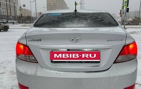 Hyundai Solaris II рестайлинг, 2011 год, 750 000 рублей, 6 фотография